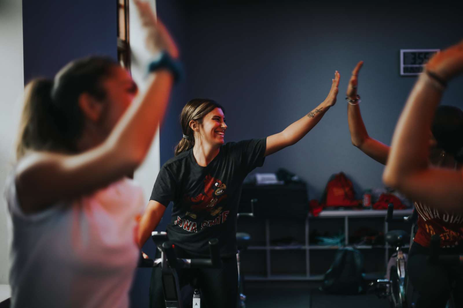 Top 5 Reasons to Try a Group Fitness Class - Elevate Fitness